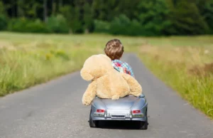 Καλοκαιρινά παιχνίδια και παιδιά