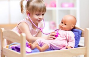 Γιατί τα παιχνίδια ρόλων έχουν τόσο μεγάλη σημασία για την ανάπτυξη των παιδιών