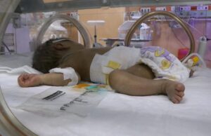 Ο Μπιλάλ ζύγιζε μόλις 226 γραμμάρια στη γέννησή του – Επέστρεψε υγιής στο σπίτι