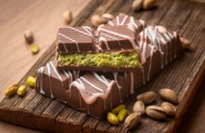 Σοκολάτα Dubai: Η viral λιχουδιά που ξεκίνησε από τη λιγούρα μίας εγκύου (video)