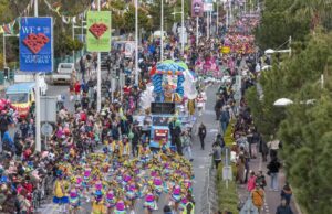 Λεμεσός: Οι μικροί καρναβαλιστές νίκησαν το τσουχτερό κρύο και γέμισαν την πόλη χρώματα και χαμόγελα! (ΦΩΤΟ)