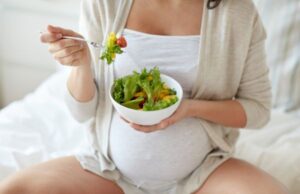 Πρέπει οι έγκυες να εμπιστεύονται τις διατροφικές συμβουλές που βρίσκουν στο διαδίκτυο;