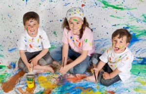 Πώς το messy play επιδρά στην ανάπτυξη του παιδιού;