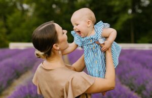 Είσαι νονά; 5 δώρα για το βαφτιστήρι σου που θα του μείνουν αξέχαστα!