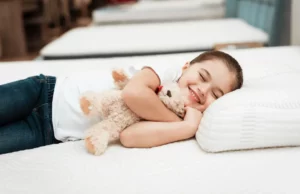 Τα στρώματα μπορεί να βλάπτουν τον εγκέφαλο των παιδιών, διαπιστώνει νέα μελέτη