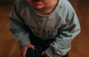 Φρικώδης υπόθεση Λάρισας: Η μητέρα συνευρισκόταν με άνδρες στο δωμάτιο όπου κοιμόντουσαν τα παιδιά!