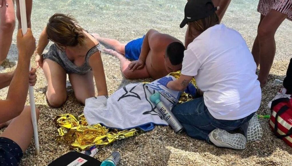 Θεσσαλονίκη: 4χρονο αγοράκι υπέστη ανακοπή στην παραλία – το έσωσε γιατρός με ΚΑΡΠΑ