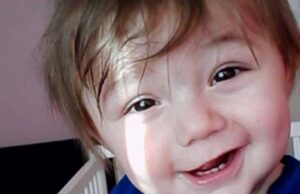 Παππούδες κατηγορούνται ότι σκότωσαν το 2χρονο εγγονάκι τους – το χτυπούσαν στο κεφάλι!