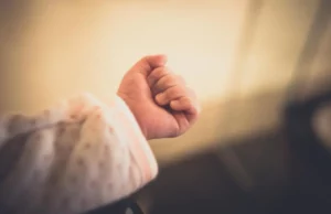 Έρευνα για την εμπλοκή 6χρονου στο θάνατο νεογνού σε νοσοκομείο της Λιλ