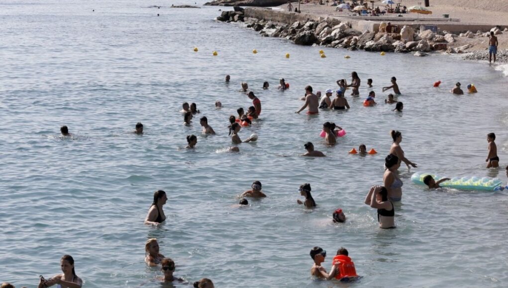 Παλαιό Φάληρο: Τροπή που σοκάρει στην υπόθεση της 3χρονης ‑ Την πήγαν στη θάλασσα για να την πνίξουν