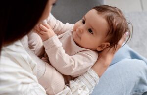 10 μύθοι για τα μωρά που πρέπει να σταματήσουν να πιστεύουν οι μαμάδες