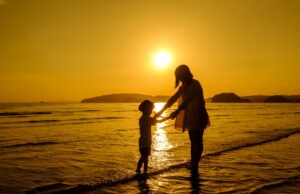 Μαμά, μέσα σ’ όλο αυτόν τον χαμό εσύ πού είσαι;