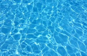 Τετράχρονος δίνει μάχη για τη ζωή, έπεσε κατά λάθος σε πισίνα ξενοδοχείου στην Πάφο