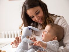 Αυτός είναι ένας εύκολος τρόπος για να βοηθήσετε στην ανάπτυξη του εγκεφάλου του μωρού σας και την αύξηση της προσοχής και της εστίασης