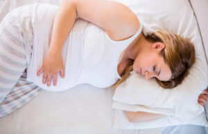 Οι έγκυοι που κοιμούνται λιγότερο από 7 ώρες τη νύχτα μπορεί να έχουν παιδιά με αναπτυξιακές καθυστερήσεις