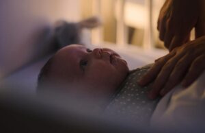 Κοιμάται αρκετά το μωρό μου; Αλήθειες και μύθοι για τον ύπνο του παιδιού