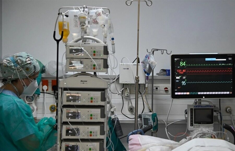 Τραγωδία στην Αρτα: Νεκρή 28χρονη, έγκυος στο δεύτερο παιδί της, μετά από αλλεργική αντίδραση σε αντιβίωση