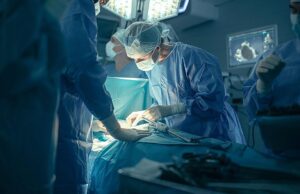 Το μεγαλείο ψυχής ενός μπαμπά: έδωσε το νεφρό του για να σωθεί ο γιος του!