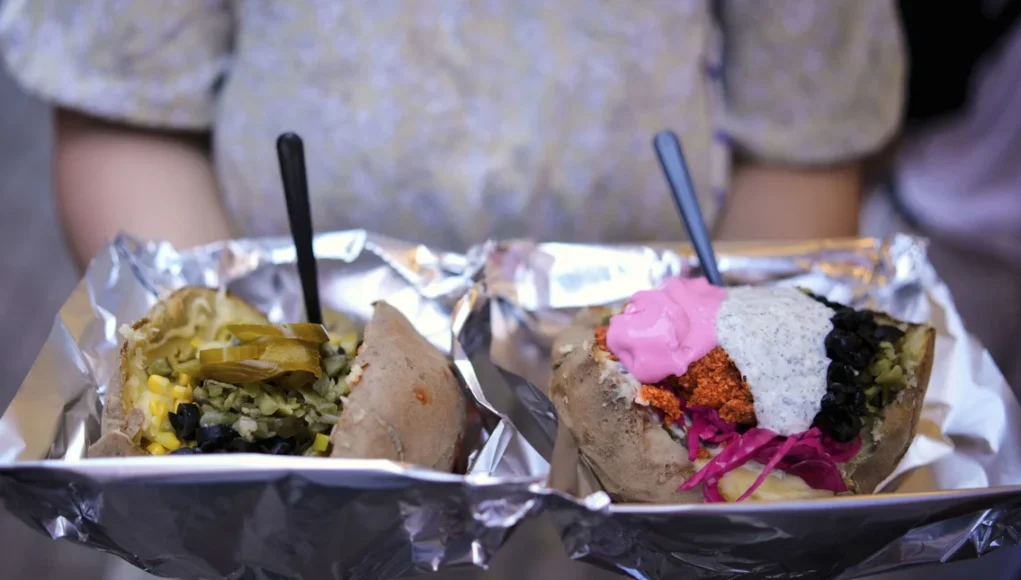 Δύο παιδιά πέθαναν από τροφική δηλητηρίαση στην Κωνσταντινούπολη – Στην ΜΕΘ οι γονείς