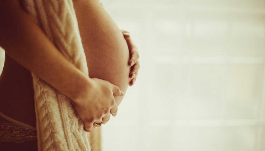 Έρχεται χειμώνας; 4+1 συμβουλές για μια ασφαλή χειμερινή εγκυμοσύνη