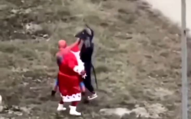 &Alpha;&pi;ί&sigma;&tau;&epsilon;&upsilon;&tau;&omicron;, viral &beta;ί&nu;&tau;&epsilon;&omicron;: &Xi;ύ&lambda;&omicron; &mu;&epsilon;&tau;&alpha;&xi;ύ Ά&gamma;&iota;&omicron;&upsilon; &Beta;&alpha;&sigma;ί&lambda;&eta;, Spiderman &kappa;&alpha;&iota; &Mu;ί&kappa;&iota; &Mu;ά&omicron;&upsilon;&sigmaf;