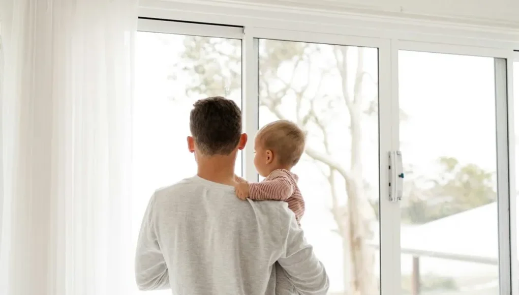 O &laquo;&chi;&alpha;&zeta;&omicron;&mu;&pi;&alpha;&mu;&pi;ά&sigmaf;&raquo; &delta;&epsilon;&nu; &epsilon;ί&nu;&alpha;&iota; &mu;ό&nu;&omicron; &sigma;&chi;ή&mu;&alpha; &lambda;ό&gamma;&omicron;&upsilon;: &Omicron; &epsilon;&gamma;&kappa;έ&phi;&alpha;&lambda;&omicron;&sigmaf; &epsilon;&nu;ό&sigmaf; ά&nu;&tau;&rho;&alpha; &alpha;&lambda;&lambda;ά&zeta;&epsilon;&iota; ό&tau;&alpha;&nu; &gamma;ί&nu;&epsilon;&tau;&alpha;&iota; &pi;&alpha;&tau;έ&rho;&alpha;&sigmaf;