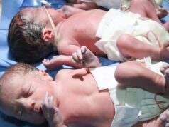 3 αδέρφια έγιναν μπαμπάδες την ίδια μέρα, με λίγες ώρες διαφορά!