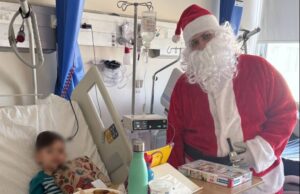 Άγιος Βασίλης και Κυπριακός Ερυθρός Σταυρός μοίρασαν δώρα και χαμόγελα στο Γ.Ν. Λεμεσού