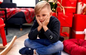 Φέτος τα Χριστούγεννα, αφήστε το παιδί να βαρεθεί – κάνει καλό στην υγεία!