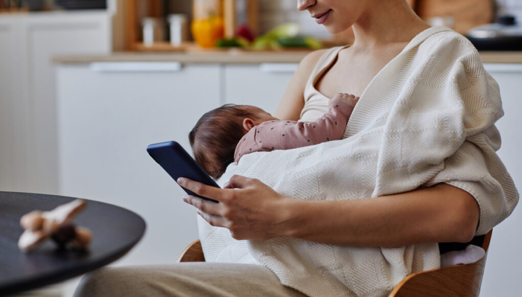 &laquo;Scrollά&rho;&iota;&sigma;&mu;&alpha;&raquo; &tau;&eta;&nu; ώ&rho;&alpha; &tau;&omicron;&upsilon; &theta;&eta;&lambda;&alpha;&sigma;&mu;&omicron;ύ: &Epsilon;ί&nu;&alpha;&iota; &tau;&epsilon;&lambda;&iota;&kappa;ά &tau;ό&sigma;&omicron; &kappa;&alpha;&kappa;ό ό&sigma;&omicron; &lambda;έ&nu;&epsilon; &omicron;&iota; &epsilon;&iota;&delta;&iota;&kappa;&omicron;ί;