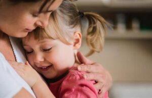 Για να νιώσει ασφάλεια ένα παιδί, χρειάζεται αυτά τα 3 πράγματα