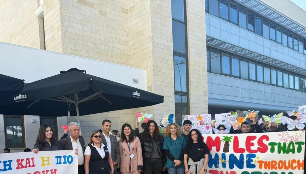 &Sigma;&upsilon;&gamma;&kappa;&iota;&nu;&eta;&tau;&iota;&kappa;ή &delta;&rho;ά&sigma;&eta; &sigma;&tau;ή&rho;&iota;&xi;&eta;&sigmaf; &gamma;&iota;&alpha; &tau;&alpha; &pi;&rho;ό&omega;&rho;&alpha; &mu;&omega;&rho;ά &kappa;&alpha;&iota; &tau;&alpha; &pi;&alpha;&iota;&delta;&iota;ά &tau;&omicron;&upsilon; &Omicron;&gamma;&kappa;&omicron;&lambda;&omicron;&gamma;&iota;&kappa;&omicron;ύ &alpha;&pi;&omicron; &tau;&omicron; &sigma;&chi;&omicron;&lambda;&epsilon;ί&omicron; Terra Santa