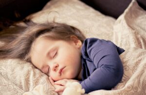 Ομόνοια – ΕΝΠ: Ο αγώνας που μπορεί να χαρίσει ελπίδα ζωής στον 1,5 έτους Κωνσταντίνο