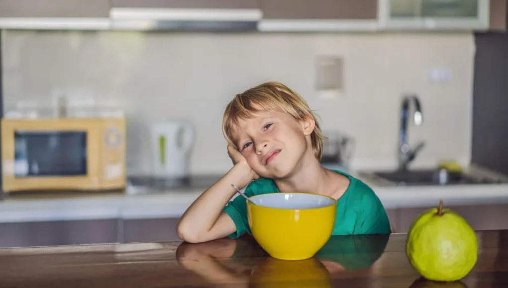 &Tau;&omicron; &pi;&alpha;&iota;&delta;ί &sigma;&omicron;&upsilon; &alpha;&rho;&nu;&epsilon;ί&tau;&alpha;&iota; &tau;&omicron; &phi;&alpha;&gamma;&eta;&tau;ό; &Mu;&eta;&nu; &tau;&omicron;&upsilon; &mu;&alpha;&gamma;&epsilon;&iota;&rho;&epsilon;ύ&epsilon;&iota;&sigmaf; &kappa;ά&tau;&iota; ά&lambda;&lambda;&omicron;, &lambda;έ&nu;&epsilon; &omicron;&iota; &epsilon;&iota;&delta;&iota;&kappa;&omicron;ί