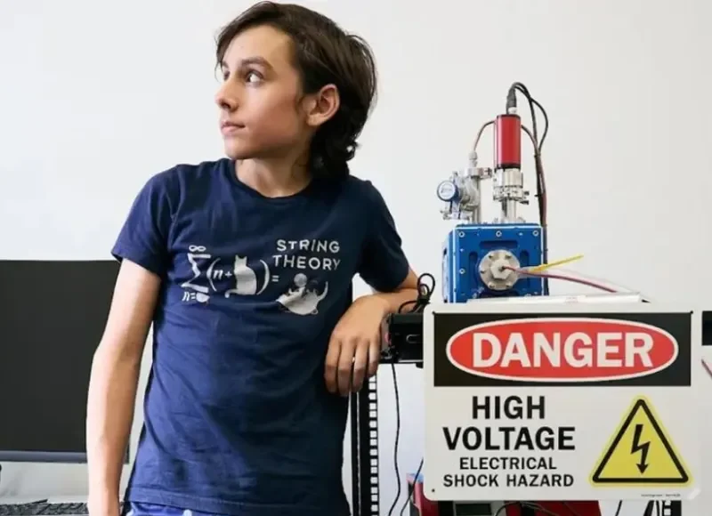 &Delta;&omega;&delta;&epsilon;&kappa;ά&chi;&rho;&omicron;&nu;&omicron;&sigmaf; &laquo;&Sigma;έ&lambda;&nu;&tau;&omicron;&nu;&raquo; &pi;έ&tau;&upsilon;&chi;&epsilon; &pi;&upsilon;&rho;&eta;&nu;&iota;&kappa;ή &sigma;ύ&nu;&tau;&eta;&xi;&eta;, &mu;&epsilon; &alpha;&upsilon;&tau;&omicron;&sigma;&chi;έ&delta;&iota;&alpha; &sigma;&upsilon;&sigma;&kappa;&epsilon;&upsilon;ή