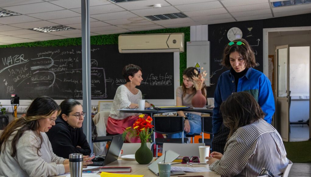 &Epsilon;&xi;&iota;&sigma;&omicron;&rho;&rho;&omicron;&pi;ώ&nu;&tau;&alpha;&sigmaf; &tau;&iota;&sigmaf; έ&mu;&phi;&upsilon;&lambda;&epsilon;&sigmaf; &alpha;&nu;&iota;&sigma;ό&tau;&eta;&tau;&epsilon;&sigmaf; &sigma;&tau;&omicron;&upsilon;&sigmaf; &tau;&omicron;&mu;&epsilon;ί&sigmaf; &tau;&omega;&nu; STEM &kappa;&alpha;&iota; &tau;&eta;&sigmaf; &epsilon;&pi;&iota;&chi;&epsilon;&iota;&rho;&eta;&mu;&alpha;&tau;&iota;&kappa;ό&tau;&eta;&tau;&alpha;&sigmaf;