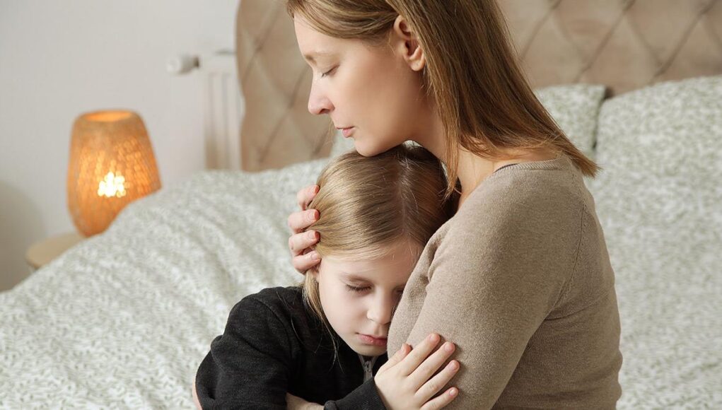 &laquo;&Mu;&alpha;&mu;ά, &tau;&iota; έ&chi;&epsilon;&iota; &omicron; &pi;&alpha;&pi;&pi;&omicron;ύ&sigmaf;;&raquo;: &pi;ώ&sigmaf; &nu;&alpha; &mu;&iota;&lambda;ή&sigma;&omicron;&upsilon;&mu;&epsilon; &sigma;&tau;&alpha; &pi;&alpha;&iota;&delta;&iota;ά &gamma;&iota;&alpha; &tau;&eta;&nu; &alpha;&sigma;&theta;έ&nu;&epsilon;&iota;&alpha; &kappa;&alpha;&iota; &tau;&eta;&nu; &alpha;&pi;ώ&lambda;&epsilon;&iota;&alpha;