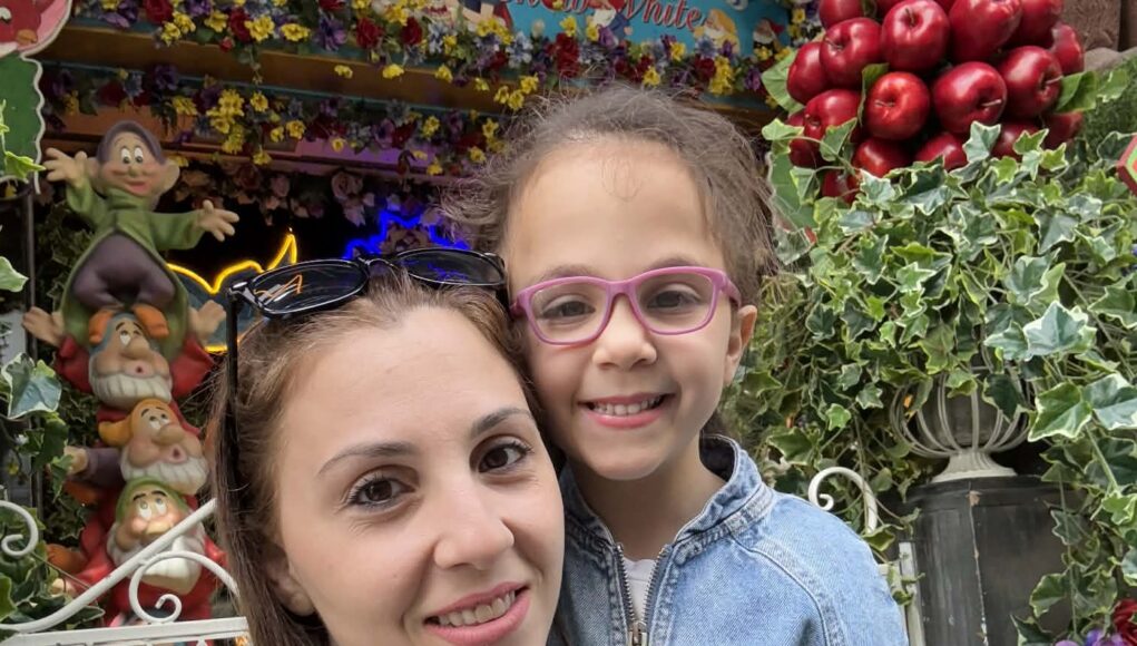 &Eta; &mu;&alpha;&mu;ά &Kappa;&upsilon;&rho;&iota;&alpha;&kappa;ή &kappa;&alpha;&iota; &eta; &kappa;ό&rho;&eta; &Mu;&alpha;&rho;ί&alpha;-&Alpha;&upsilon;&xi;&epsilon;&nu;&tau;ί&alpha;: Ό&tau;&alpha;&nu; &omicron; &delta;&rho;ό&mu;&omicron;&sigmaf; &phi;&alpha;ί&nu;&epsilon;&tau;&alpha;&iota; &alpha;&tau;έ&lambda;&epsilon;&iota;&omega;&tau;&omicron;&sigmaf;, &epsilon;&kappa;&epsilon;ί &theta;&alpha; &tau;&iota;&sigmaf; &beta;&rho;&epsilon;&iota;&sigmaf; &ndash; &pi;&iota;&omicron; &delta;&upsilon;&nu;&alpha;&tau;έ&sigmaf; &alpha;&pi;ό &pi;&omicron;&tau;έ