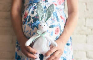 Εγκυμοσύνη και Πάσχα: Ο απόλυτος οδηγός για μία ήρεμη και ασφαλή εορταστική περίοδο