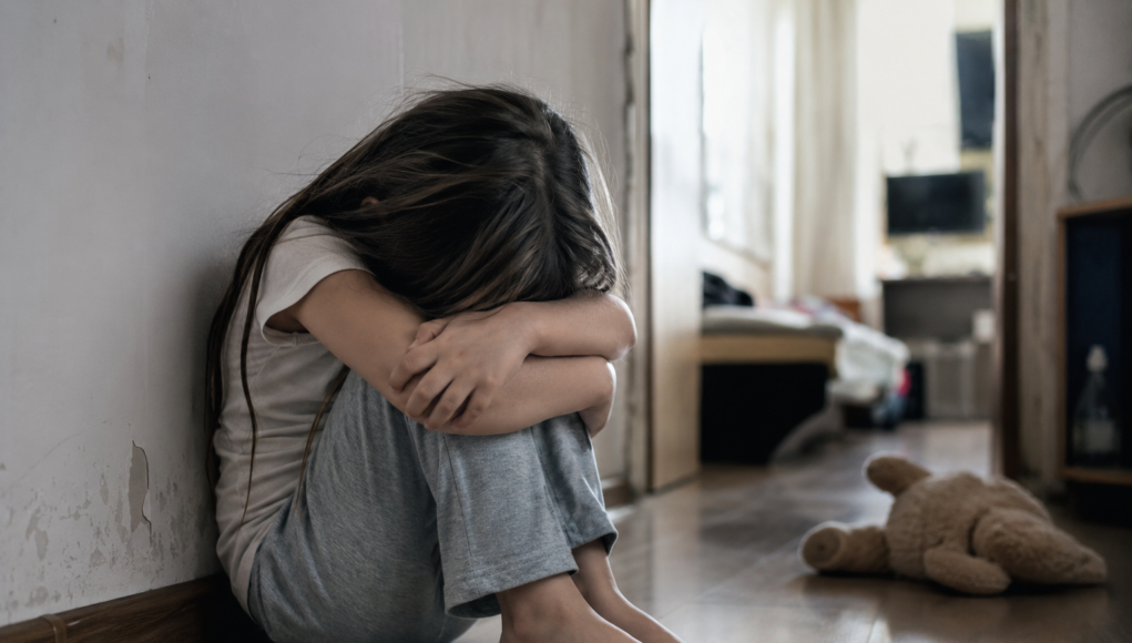 &Mu;&epsilon;ί&omega;&sigma;&eta; &pi;&alpha;&iota;&delta;&iota;&kappa;ή&sigmaf; &phi;&tau;ώ&chi;&epsilon;&iota;&alpha;&sigmaf; &alpha;&lambda;&lambda;ά &kappa;&alpha;&iota; έ&nu;&tau;&omicron;&nu;&epsilon;&sigmaf; &alpha;&nu;&iota;&sigma;ό&tau;&eta;&tau;&epsilon;&sigmaf; &sigma;&tau;&eta;&nu; &Kappa;ύ&pi;&rho;&omicron;