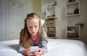 Smartphone και παιδί: Πώς να θέσετε όρια στη χρήση του